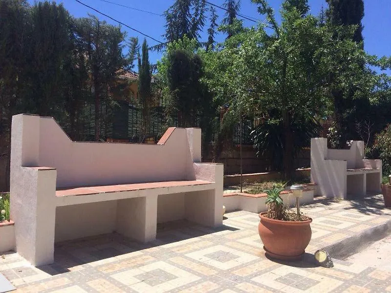 Villa Loma Linda Ogíjares 0*,